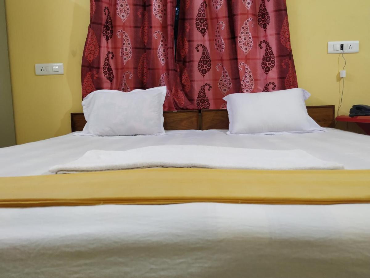 Bhalobasa Anandabas Hotel Bolpur Exterior photo